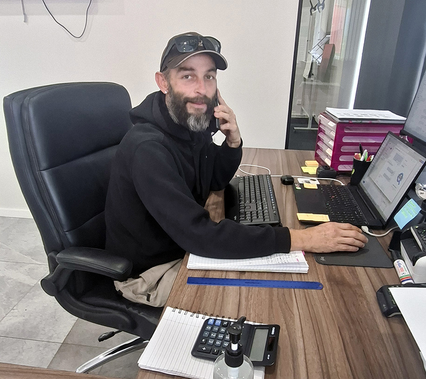 Neil Polaris Customer Support